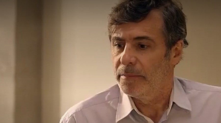 Avance: Javier tendrá intenciones de ser cura