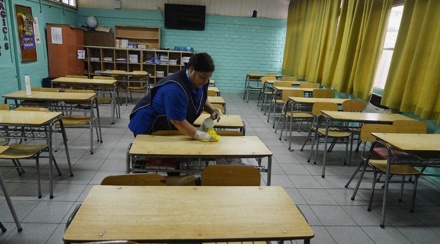 Se sumaron Calama, Quillota y Temuco: Estas comunas anunciaron que no tendrán a clases presenciales