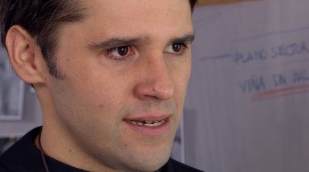 La desesperada reacción del padre Reynaldo