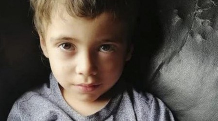 "Yo sé que él está vivo y que estará con nosotros": Madre de Tomás Bravo sobre la situación de su hijo
