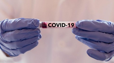 Estas son las 20 comunas con más casos activos de Covid-19 en el país