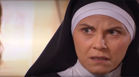 Avance: ¿Elena quiere revivir sus sentimientos por Óscar?