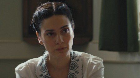 Avance extendido: Azize tomará una difícil decisión