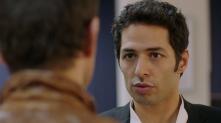 Avance extendido: Emre buscará trabajo en el bar de Ruzgar