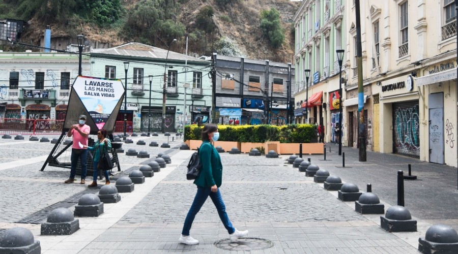 Plan Paso a Paso: 23 comunas del país retroceden a cuarentena este jueves 11