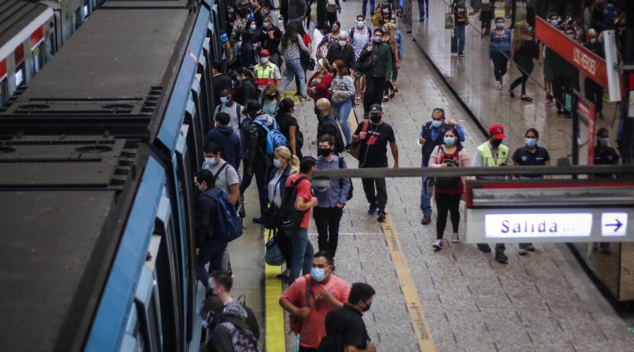 Pese a llamado a paro: Metro de Santiago anuncia funcionamiento normal para este miércoles 10 de marzo