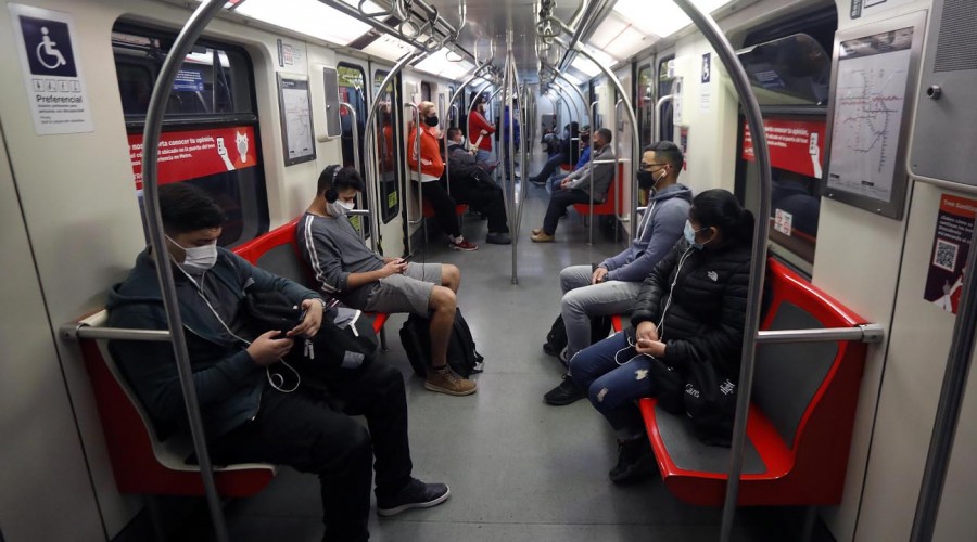 Pese a llamado a paro: Metro de Santiago anuncia funcionamiento normal en este miércoles