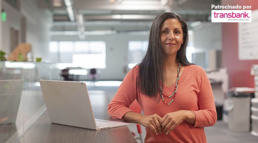 ¿Eres una mujer emprendedora? Empresa sorteará 1 millón de pesos entre quienes la sigan en sus redes sociales