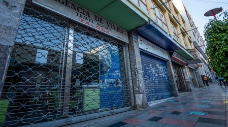 Cuarentena: Revisa el listado de 70 comunas en confinamiento total