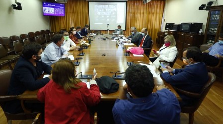 Fusionados en dos grupos: Así quedaron los cinco proyectos para el tercer retiro del 10%