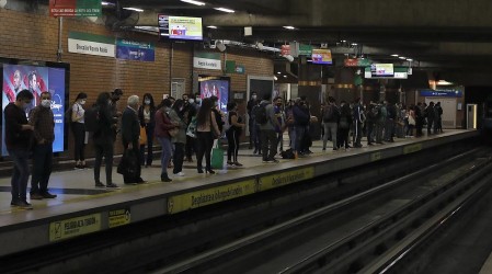 Nuevas puertas estación Los Héroes: Metro de Santiago explica cuál será su funcionamiento