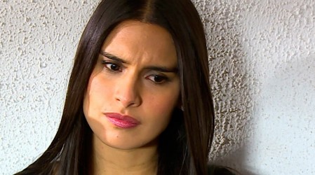 Avance: Yoana se enterará que Ayrton y Rosa María se besaron