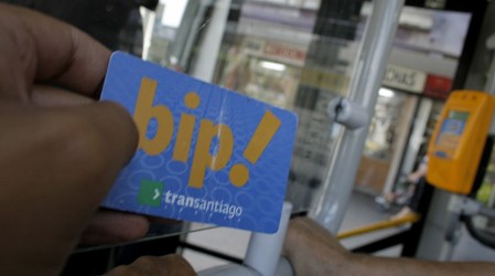 Saldos de tarjetas Bip ya no caducarán por no uso: Senado despachó proyecto de ley que las regula