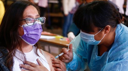 Esta semana embarazadas podrán comenzar su vacunación contra el Covid-19