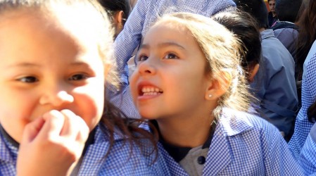 Revisa si tus hijos pueden ser beneficiarios de los bonos exclusivos para escolares