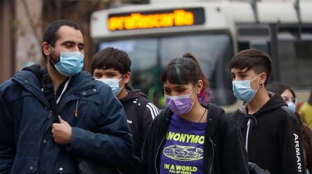 Revisa cuáles son las 25 comunas que esta mañana cambiaron de fase en el plan Paso a Paso