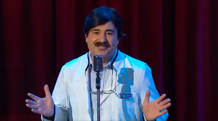 Las hilarantes presentaciones de los médicos del "Club de la Colmedia"