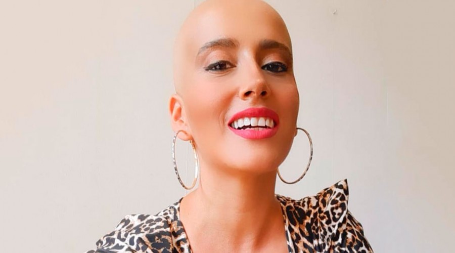 "No es justo": Mila Correa está hospitalizada con coronavirus mientras continúa su lucha contra el cáncer