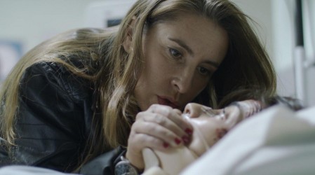 Nancy fue a visitar a Teresa a la clínica