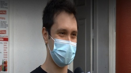 Joven chileno que tiene un local de comida vegana es demandado por McDonald