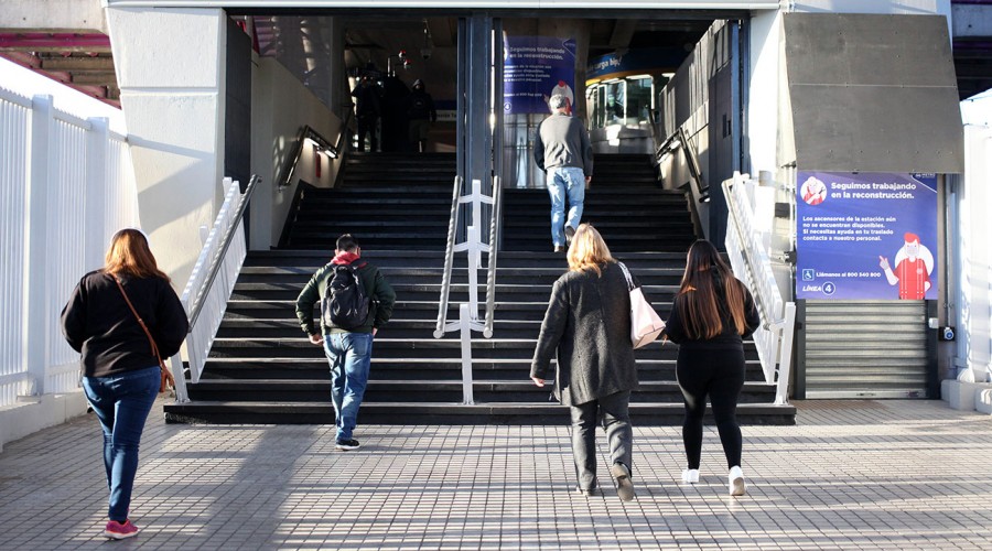 10 comunas de la Región Metropolitana salen de Cuarentena: Autoridades señalan que indicadores no son óptimos