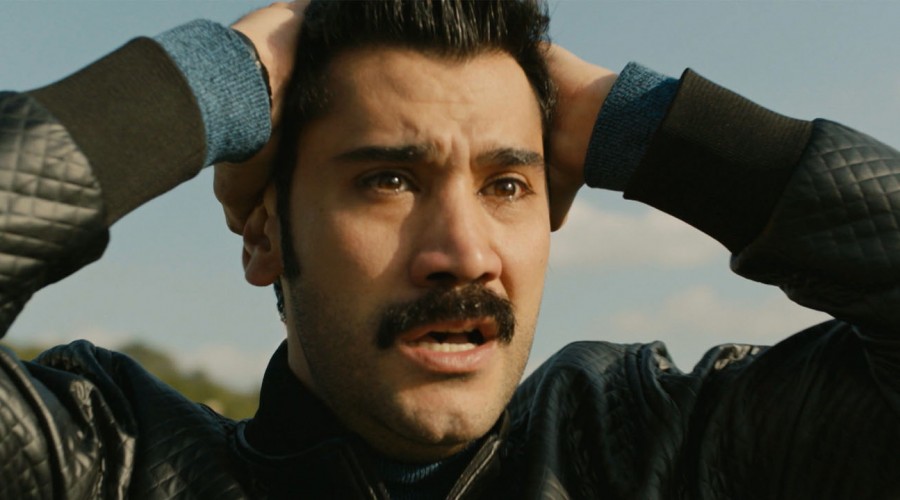 Yilmaz les salvó la vida a Zuleyha y Müjgan (Capítulo 77 - Parte 1)