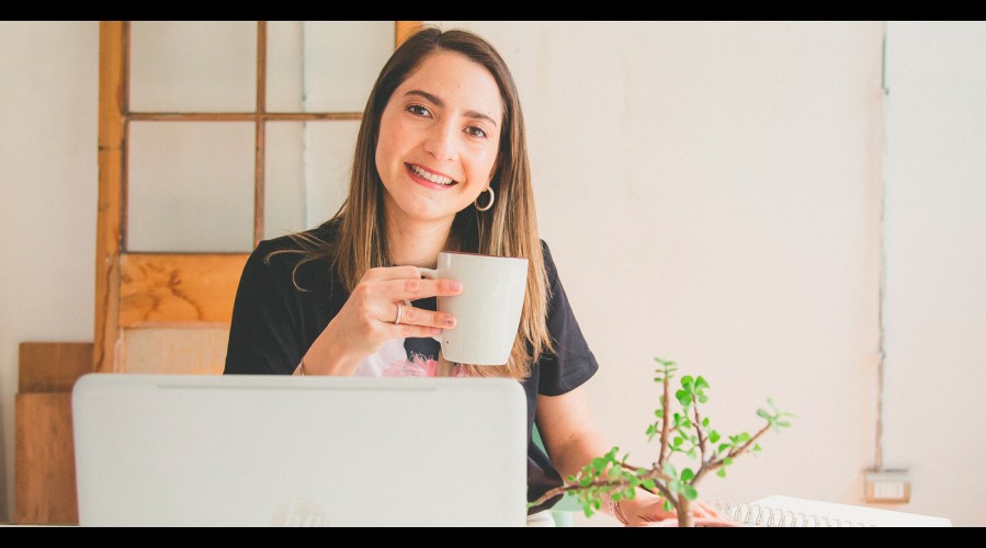 ¡Instagram Live! Conversaremos con la abogada Constanza Villalobos sobre conejos para formalizar negocios