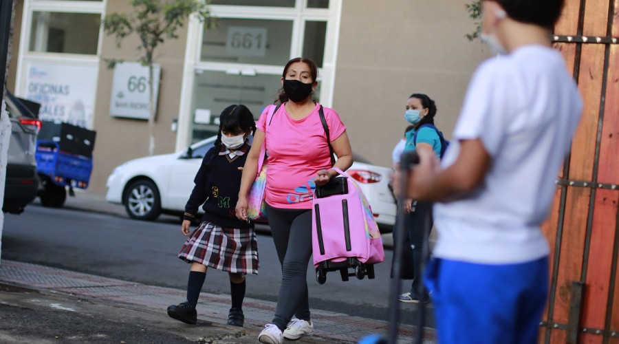 Educación básica, media y superior: Revisa los beneficios que entrega la Junaeb a los estudiantes del país