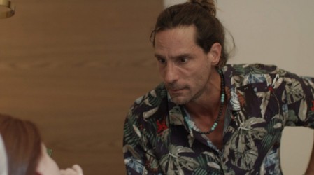 Emiliano sospecha que Gaby drogó a Bianca - Capítulo 74