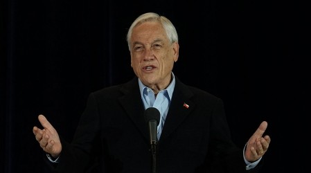 "Va a estar ahí todo el tiempo que sea necesario": Piñera indica probable extensión de las ayudas económicas
