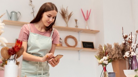 Emprendimiento y liderazgo: Te presentamos a las dos ganadoras del concurso "Emprende Mujer" de Transbank