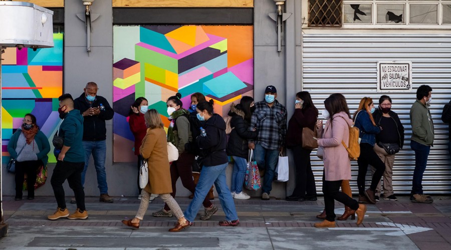 Nuevos cambios del Plan Paso a Paso: 28 comunas avanzan de fase este sábado 7 de agosto