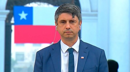 El 11 de agosto comienzan las terceras dosis: Ministro de Ciencia explica el porqué y la dosis a utilizar