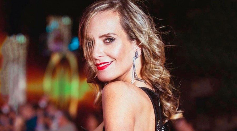 "Es una foto linda y artística y delicada": Diana Bolocco sorprende en redes sociales con imagen al desnudo
