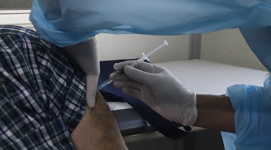 Comienza vacunación tercera dosis de refuerzo: Revisa quiénes deben vacunarse este miércoles 11 de agosto Comienza vacunación tercera dosis de refuerzo: Revisa quiénes deben vacunarse este miércoles 11 de agosto