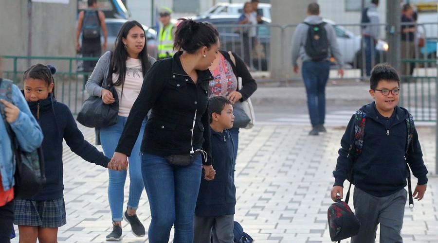 Pagos comienzan en septiembre: Cuáles son los montos del Bono Logro Escolar para alumnos destacados