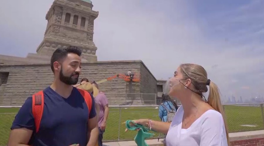 Viajando Ando - Temporada 1 - Capítulo 1: Nueva York