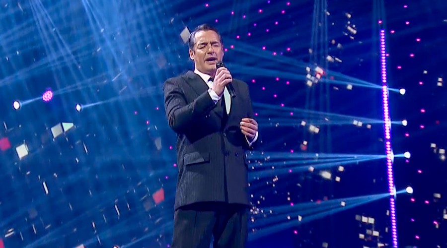 ¡Lo hizo a su manera!: José Luis Repenning logró una gran transformación como Frank Sinatra en 