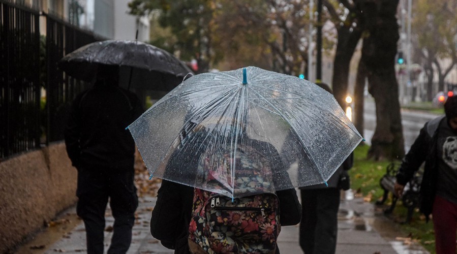 Se esperan lluvias para este miércoles: Revisa el pronóstico para la Región Metropolitana