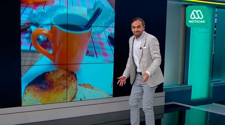 Rodrigo Sepúlveda sufre divertido chascarro en pleno noticiero