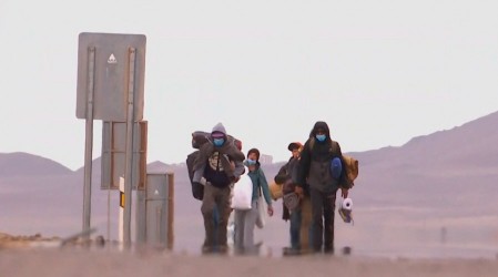 Iquique al límite por crisis migratoria: Simón Oliveros conoció la travesía de venezolanos para llegar al país