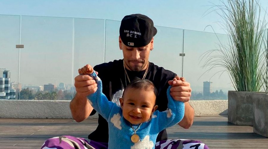 ¿Bailarín o futbolista?: Raúl Peralta y Lisandra Silva comparten el talento del pequeño Noah para el fútbol ¿Bailarín o futbolista?: Raúl Peralta y Lisandra Silva comparten el talento del pequeño Noah para el fútbol