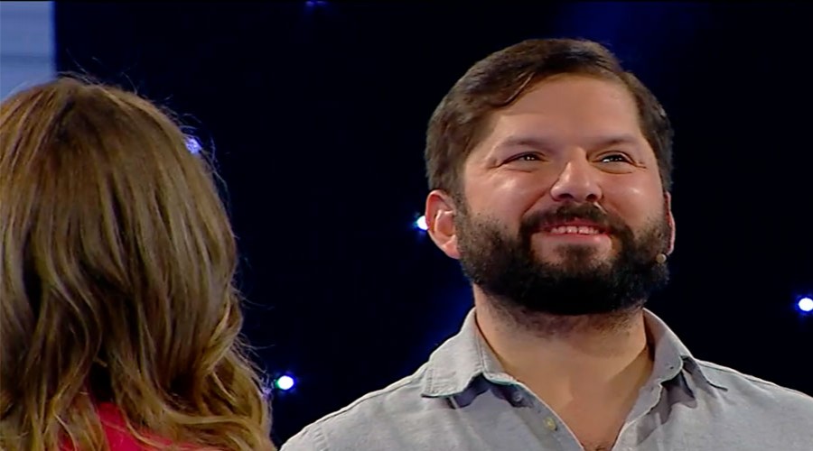 "Experiencia tengo": Revisa la entrevista completa de Gabriel Boric en "El Candidato"