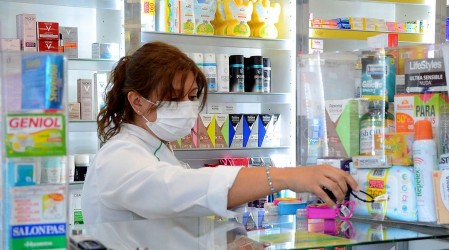 Son más de 2.700 medicamentos: Averigua cómo comprar remedios con el descuento de FONASA