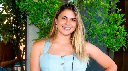 Laura Prieto comparte en redes sociales romántica foto con su nuevo pololo