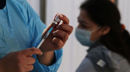 ¿A quién le corresponde la vacuna contra el Covid-19 entre el 18 al 22 de octubre?