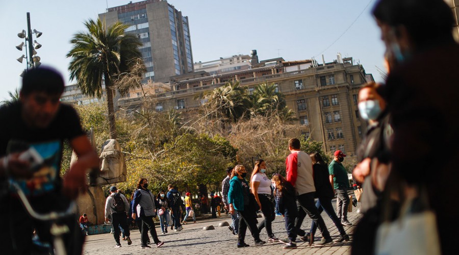 Toda la RM retrocede a Preparación: Minsal entrega listado de comunas que cambian de fase el 27 de octubre