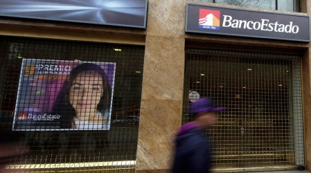 Bancos aumentan restricciones al crédito hipotecario: Conoce qué sueldo necesitas para solicitar uno a 15 años