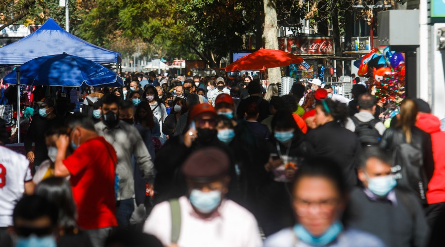 Nueve comunas retroceden de fase y solo una avanza: Revisa los cambios en el plan Paso a Paso