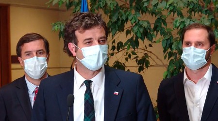 "Es un show": Ministro Ossa tras la aprobación de acusación constitucional contra el Presidente Piñera